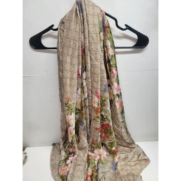 Gucci Silk Scarf Floral Print Beige GG Monogram Made in Italy Luxury 72x36 - Picture 5 of 12